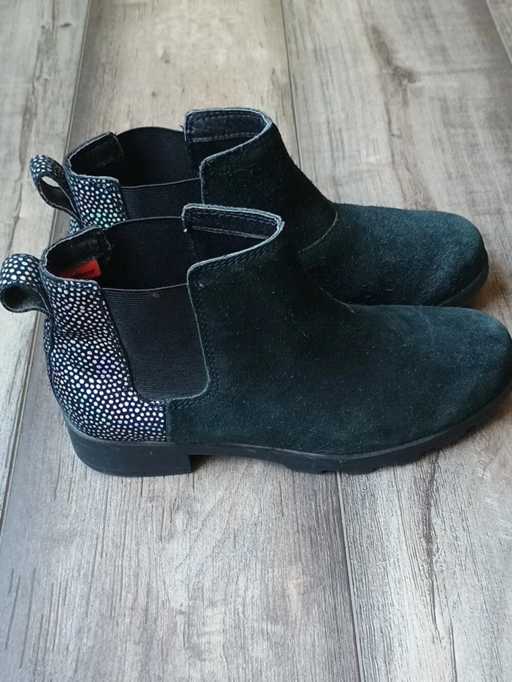 Sorel Kids Black Suede Chelsea Boots with Patterned Heel